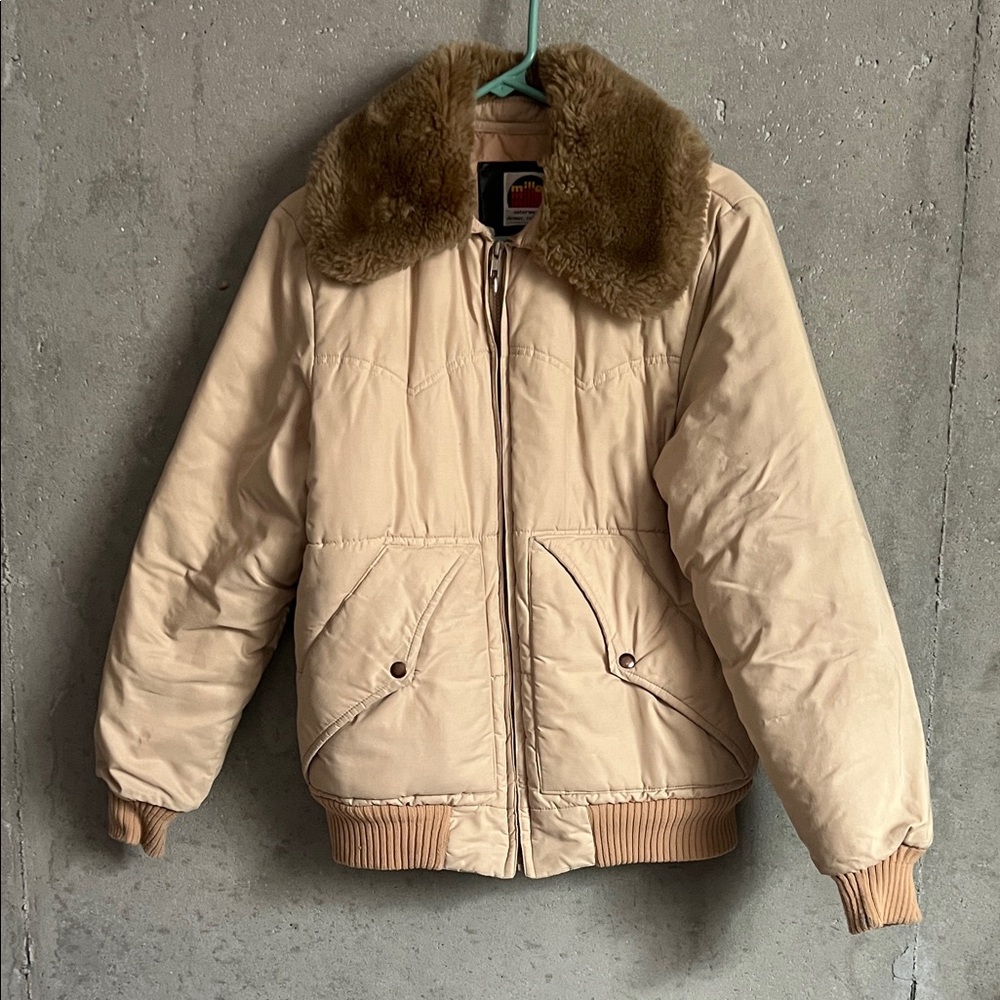 Vintage 70s Tan Puffer Jacket with Faux Fur Collar